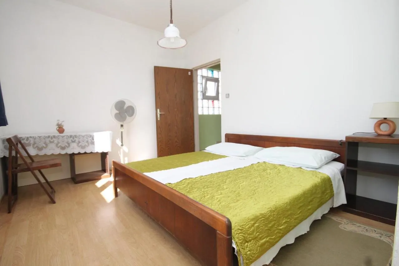 Rooms By The Sea Pasman - 8223 Konukevi