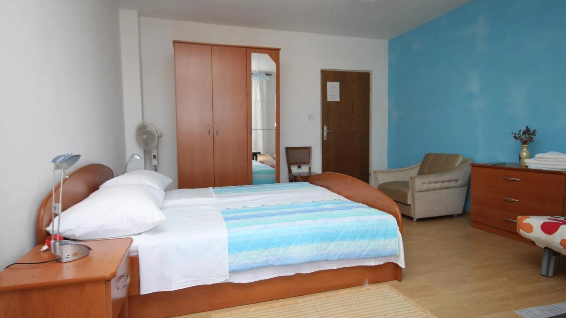 *** Konukevi Rooms By The Sea Pasman - 8223 Hırvatistan